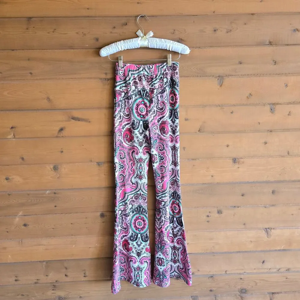 Free People Harper Flared Paisley Pant Bell Bottom Pink XS NWOT Boho Festival - Picture 5 of 5